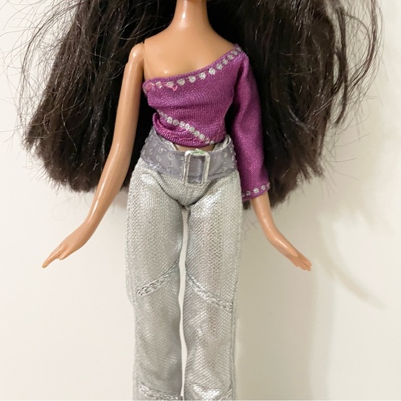 MGA Bratz Doll Yasmin - Picture 3 of 16